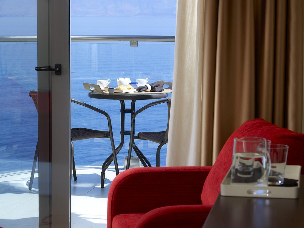 Twin Room Sea View