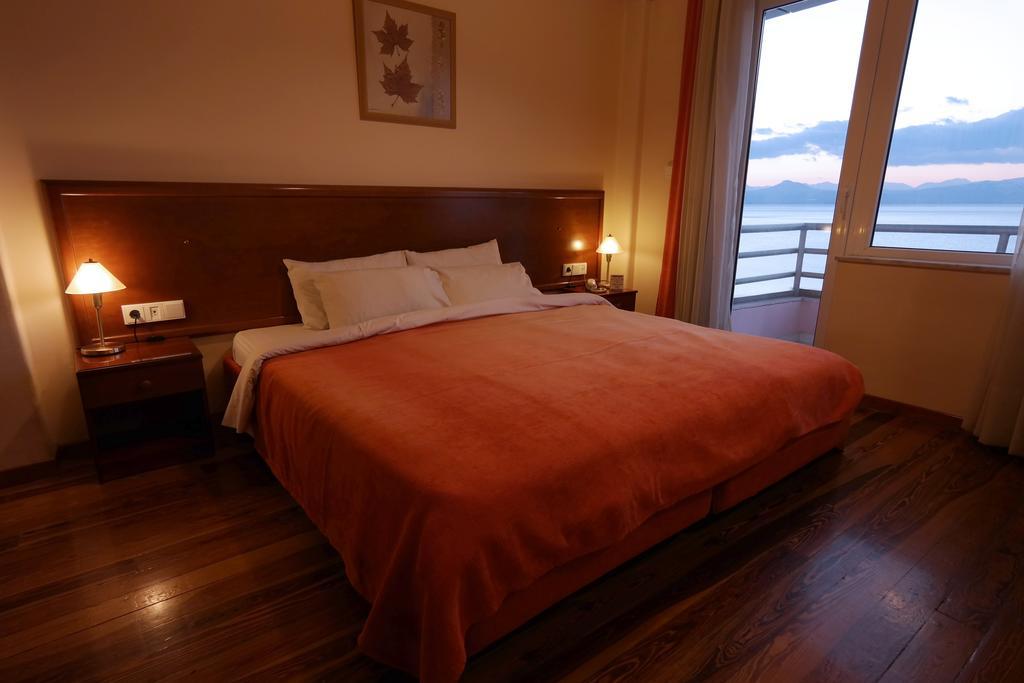 Double or Twin Room Sea View,212368430:JPEG