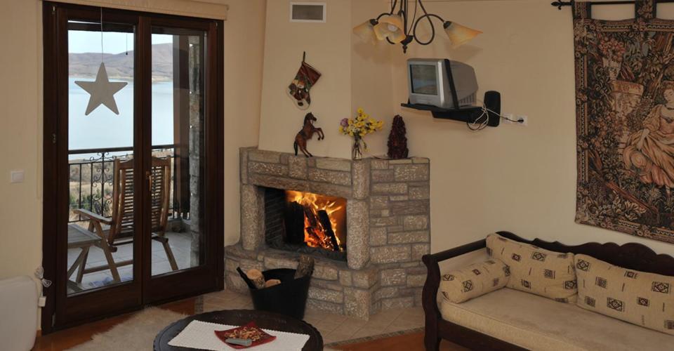 Deluxe Studio lake view