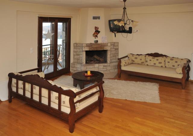 Deluxe Studio lake view