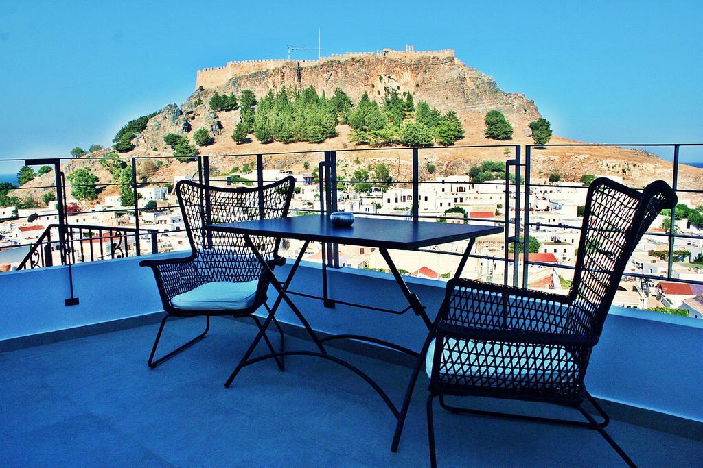 Junior Suite with Private Balcony and Sea View