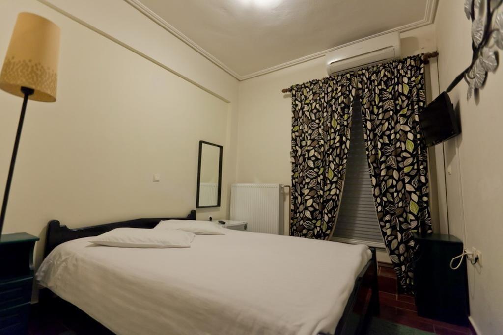 Double or Twin Room Side Sea View