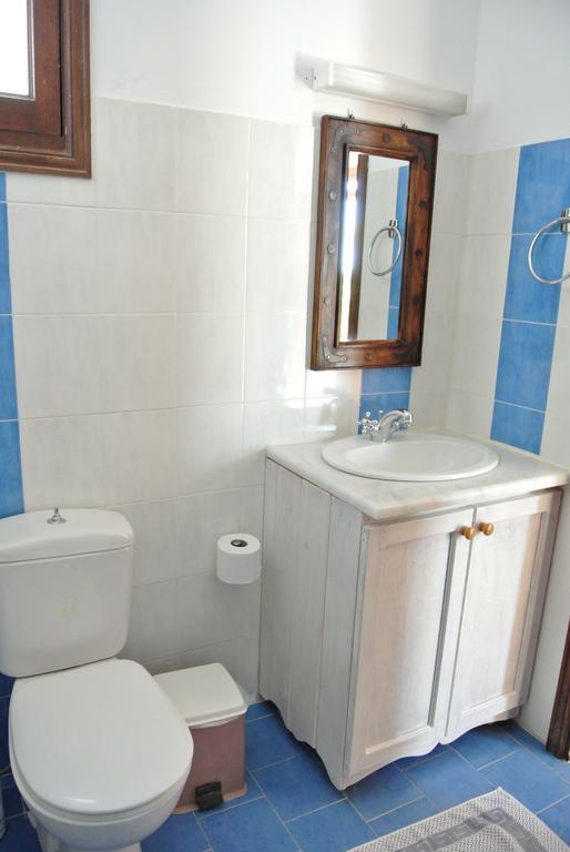 Studio (2 Adults)