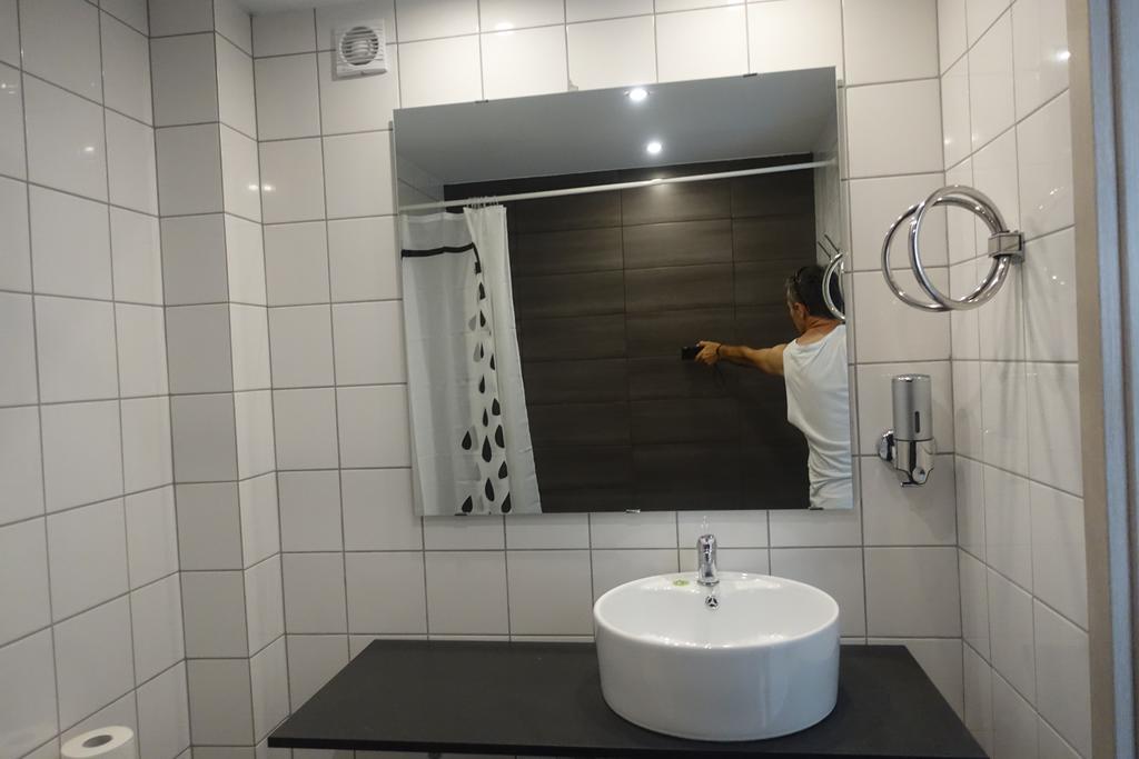 Double or Twin Room Sea View