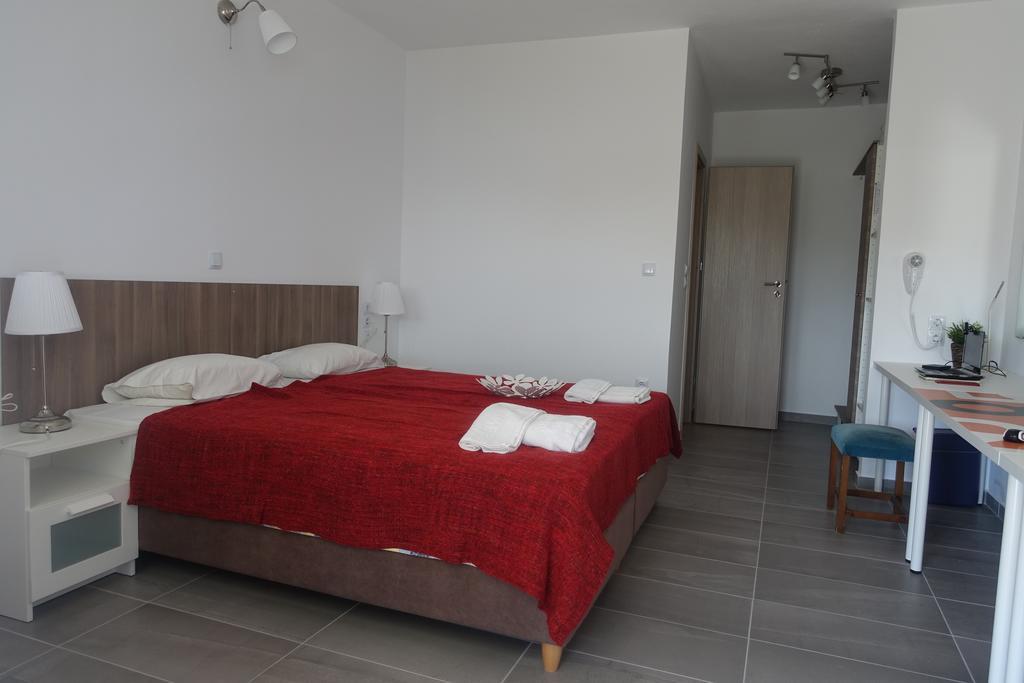 Double or Twin Room Sea View