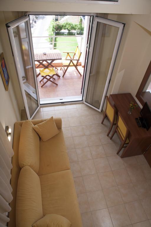 Apartment (2 Adults) - Split Level