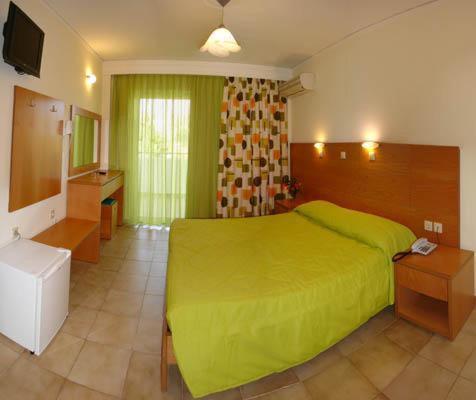 Standard Double or Twin Room Garden View