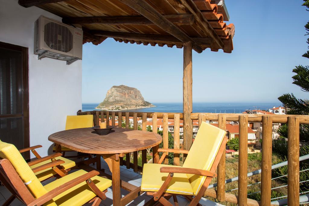 One-Bedroom Apartment Panoramic Sea View