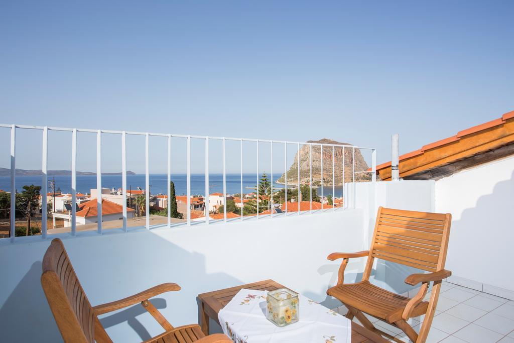 One-Bedroom Apartment Panoramic Sea View