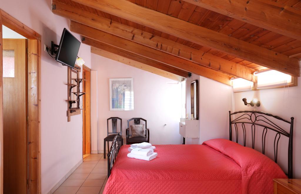 One-Bedroom Apartment Panoramic Sea View