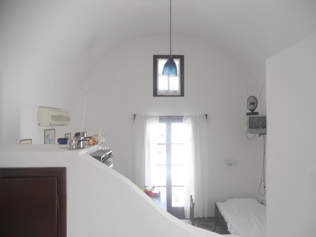 Studio (3 Adults)