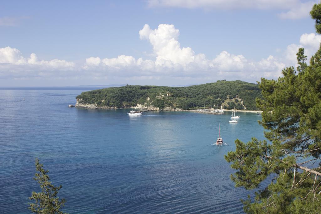 Deluxe Double or Twin Room Sea View