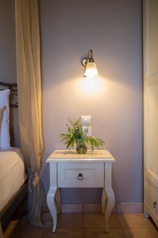 Stone Cottage Hydro Massage
