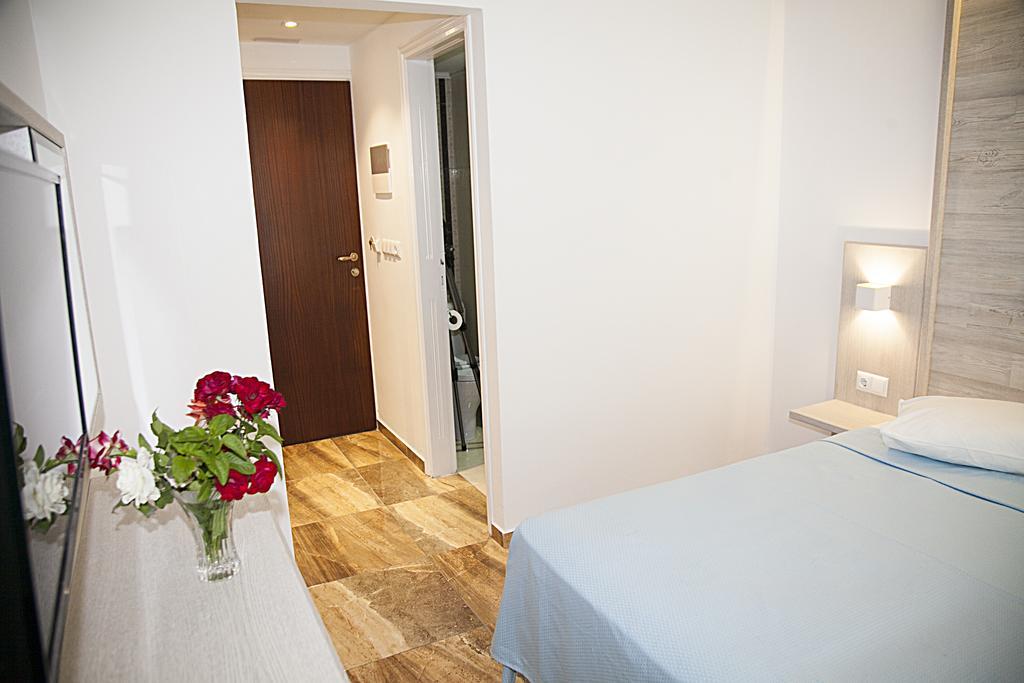 Deluxe Double or Twin Room with Balcony