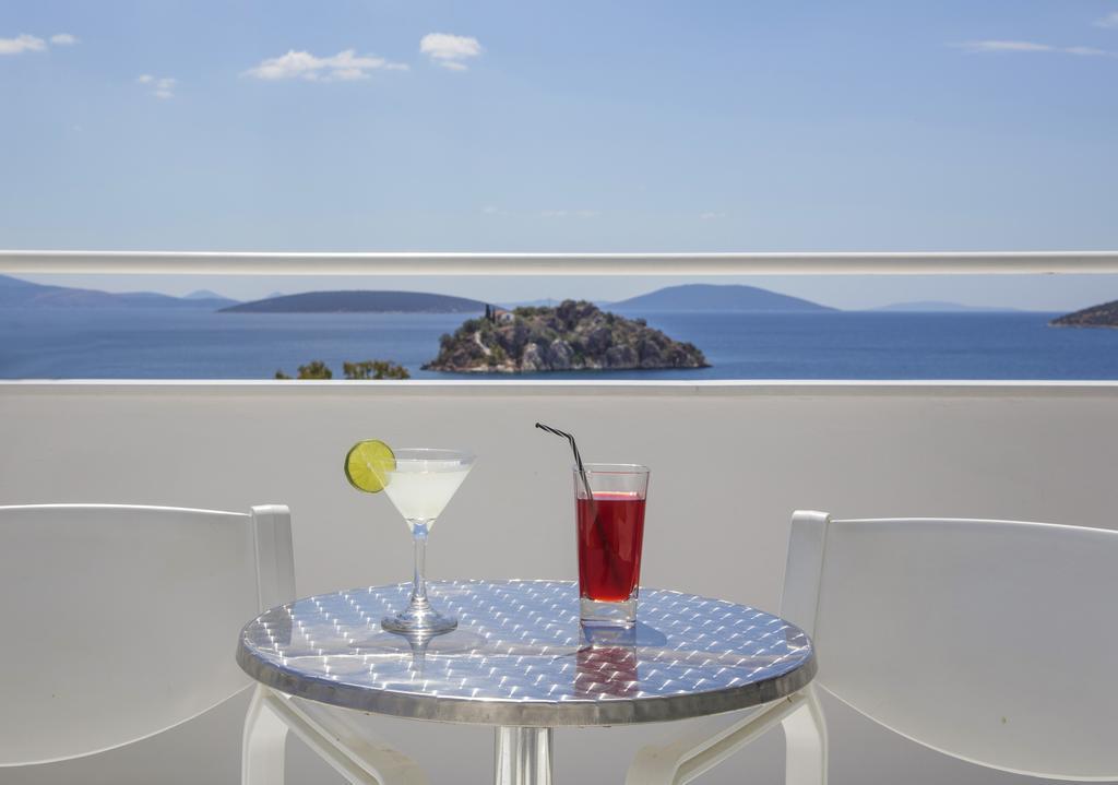 2 Bedroom Sea View
