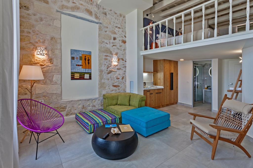 Executive Suite Sea View Split Level