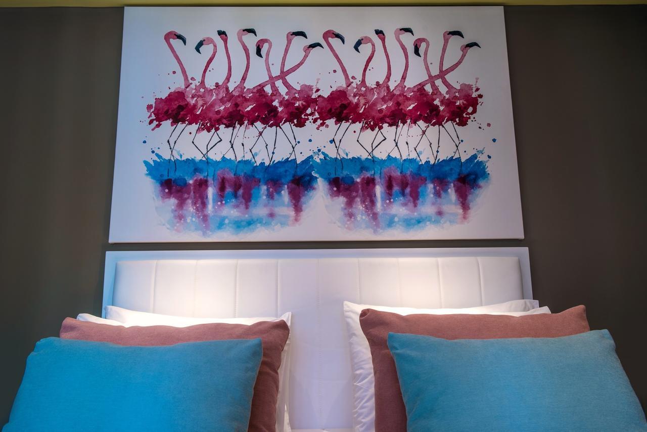 Flamingo Room