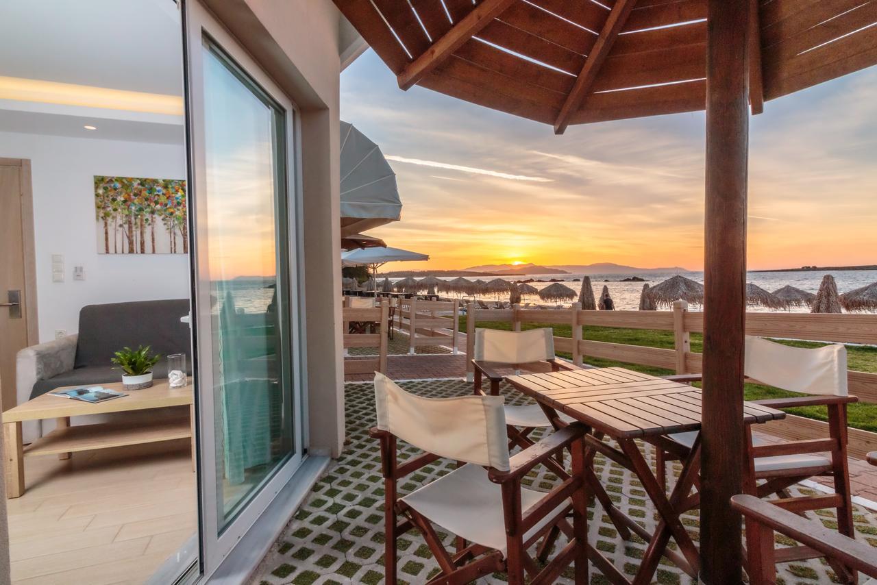 One-Bedroom Apartment Sea View