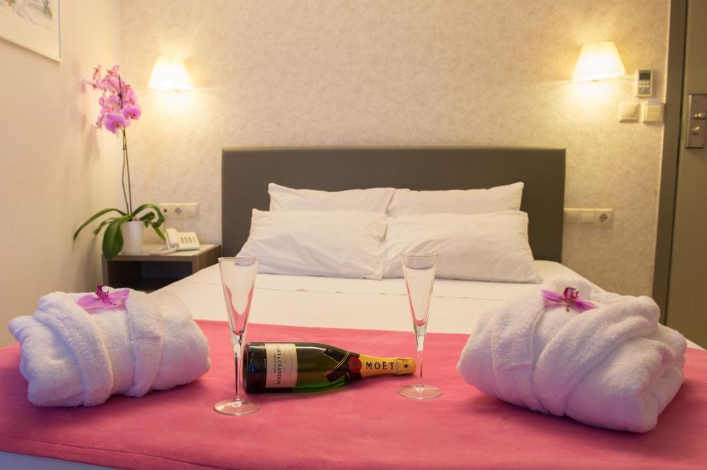 Double or Twin Room Sea View