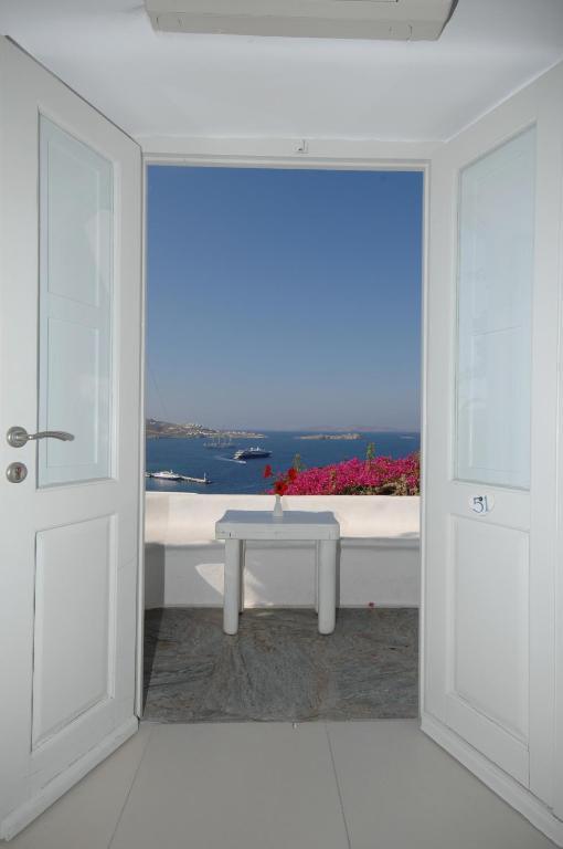 Superior Family Room with Sea View