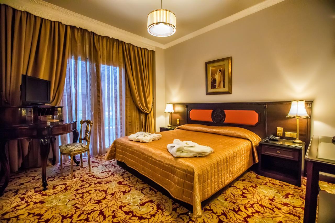 Presidential Suite