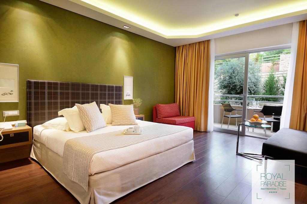 Double or Twin Room Garden View