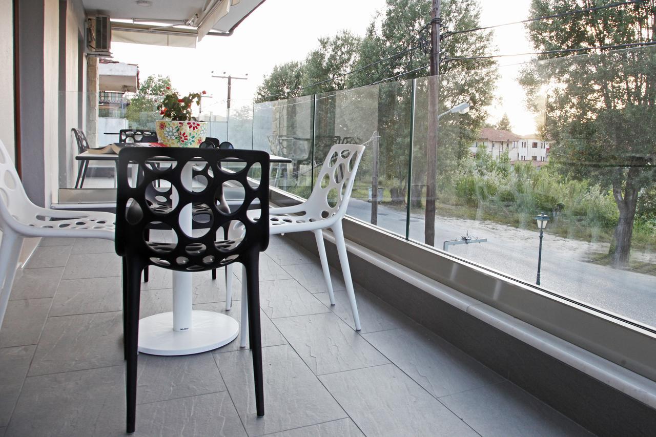 Studio Balcony
