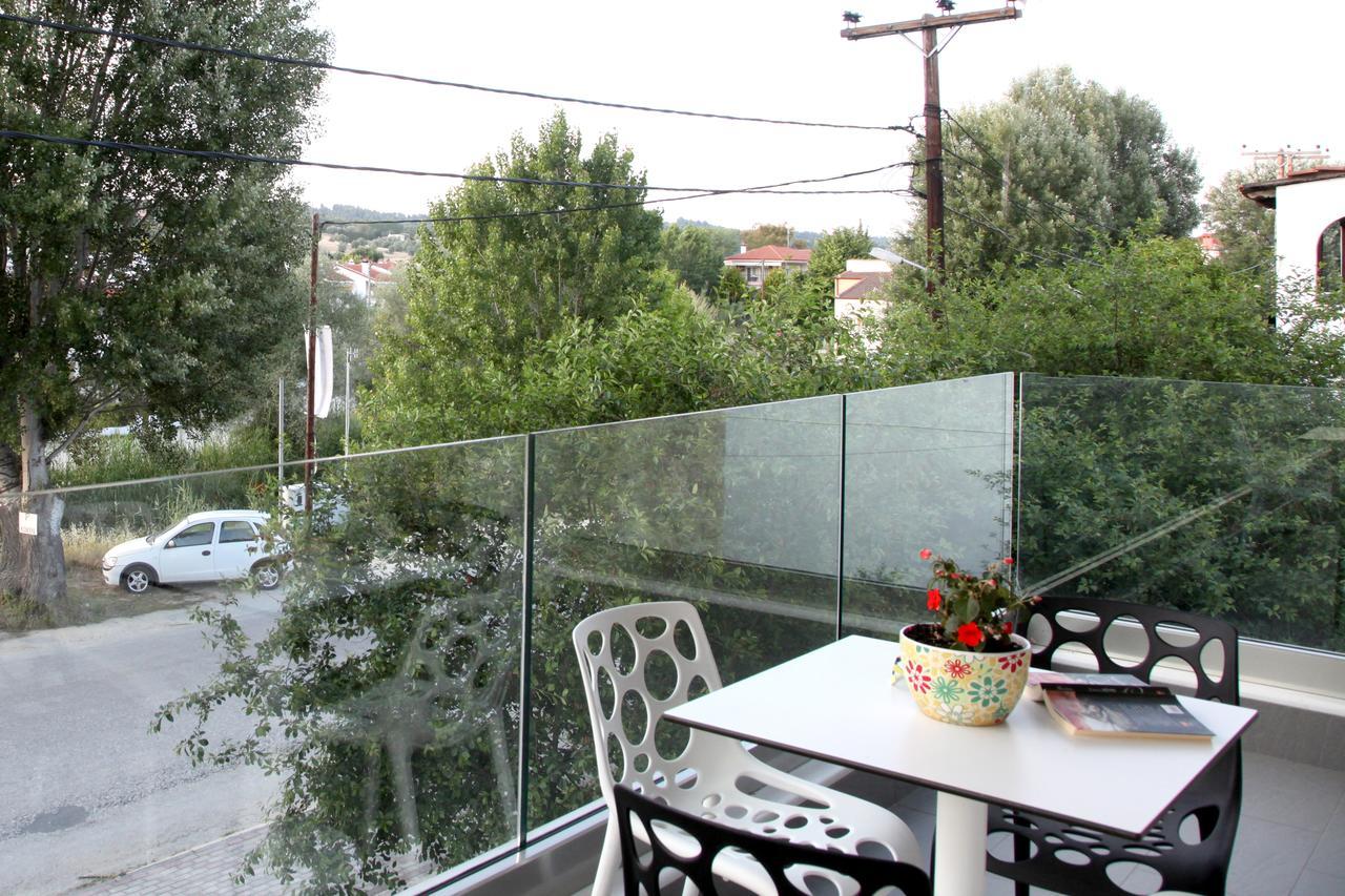 Studio Balcony