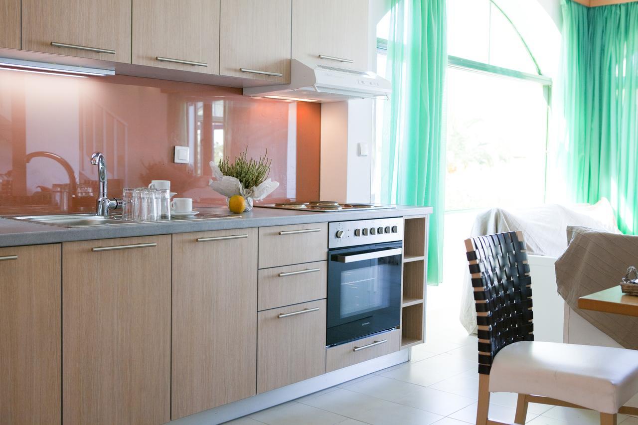 Three-Bedroom Villa Garden View