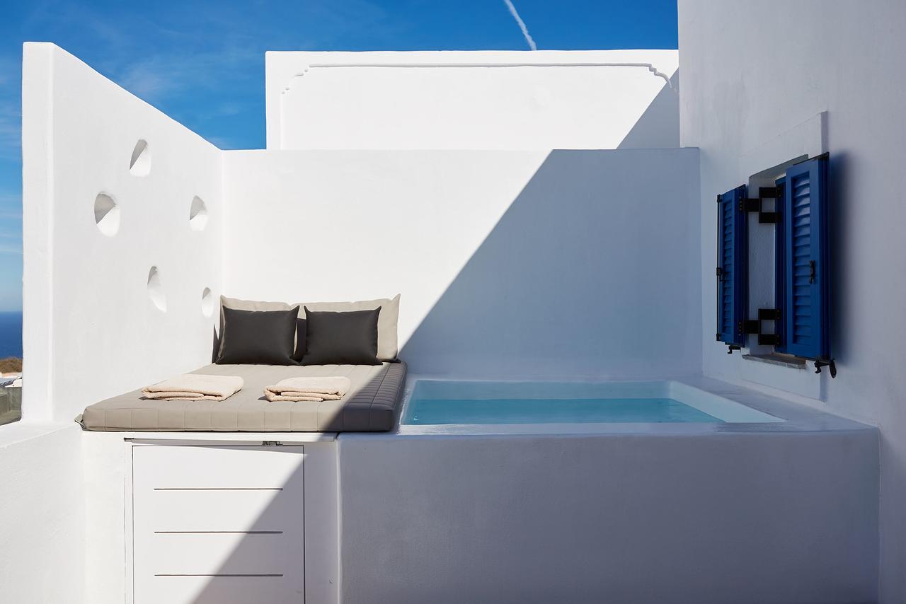 Exclusive Room with Outdoor Jetted Tub