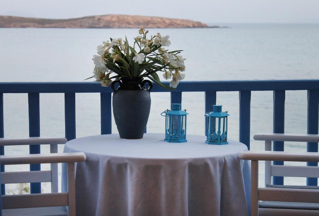 Double or Twin Room with Sea View