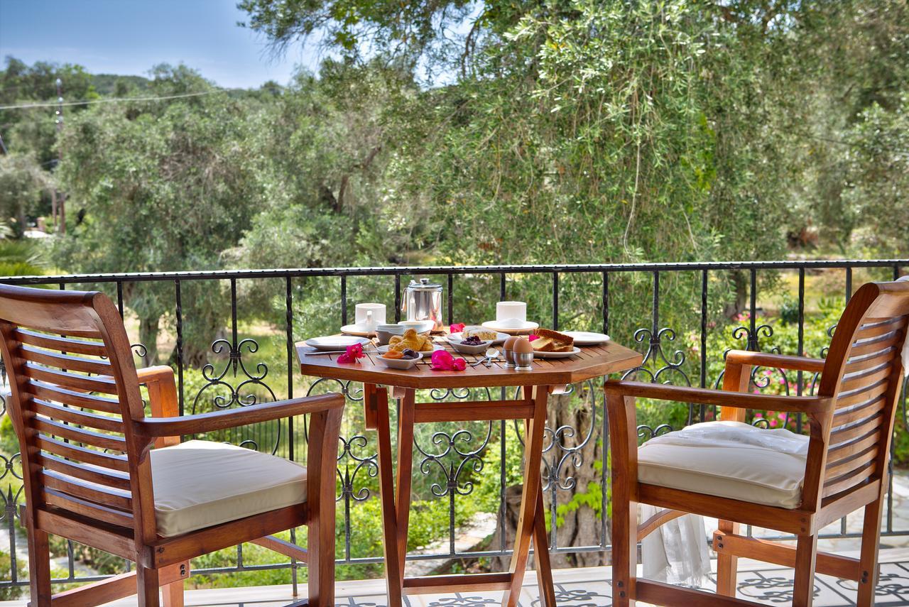 Double or Twin Room Garden View