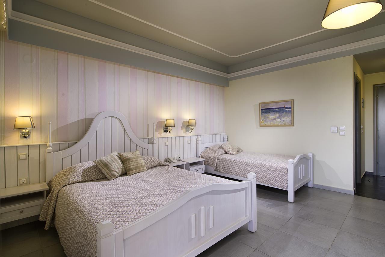 Superior Room Side Sea View