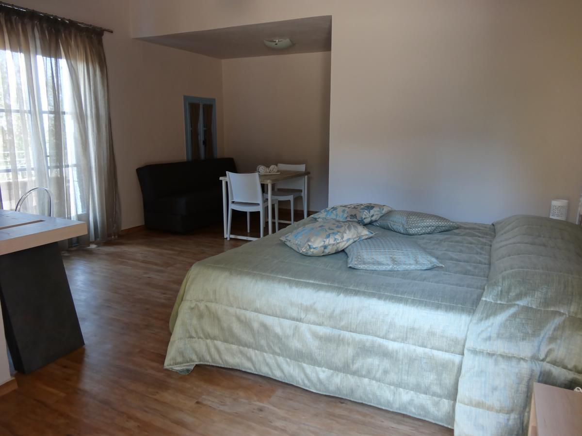 Superior Studio
