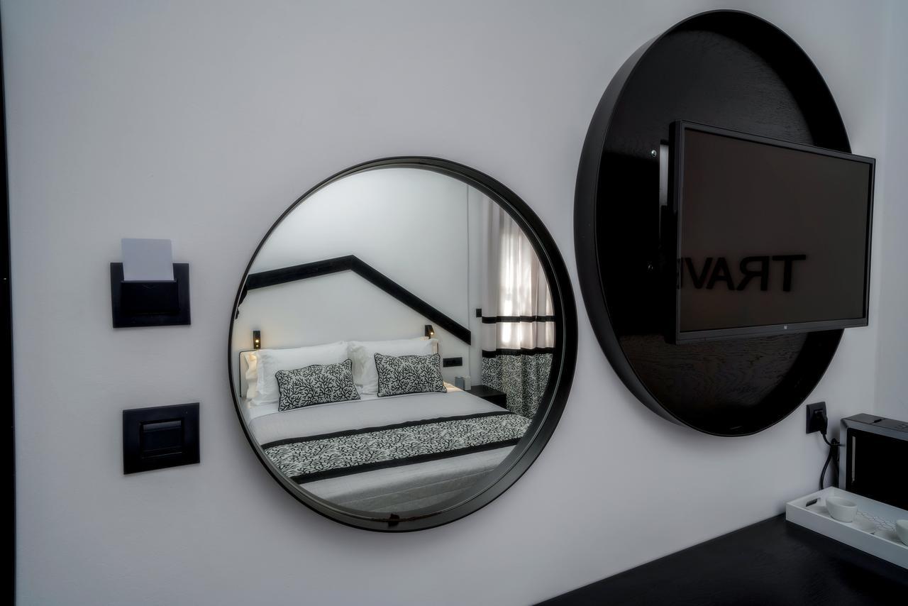 Deluxe Two-Bedroom Apartment