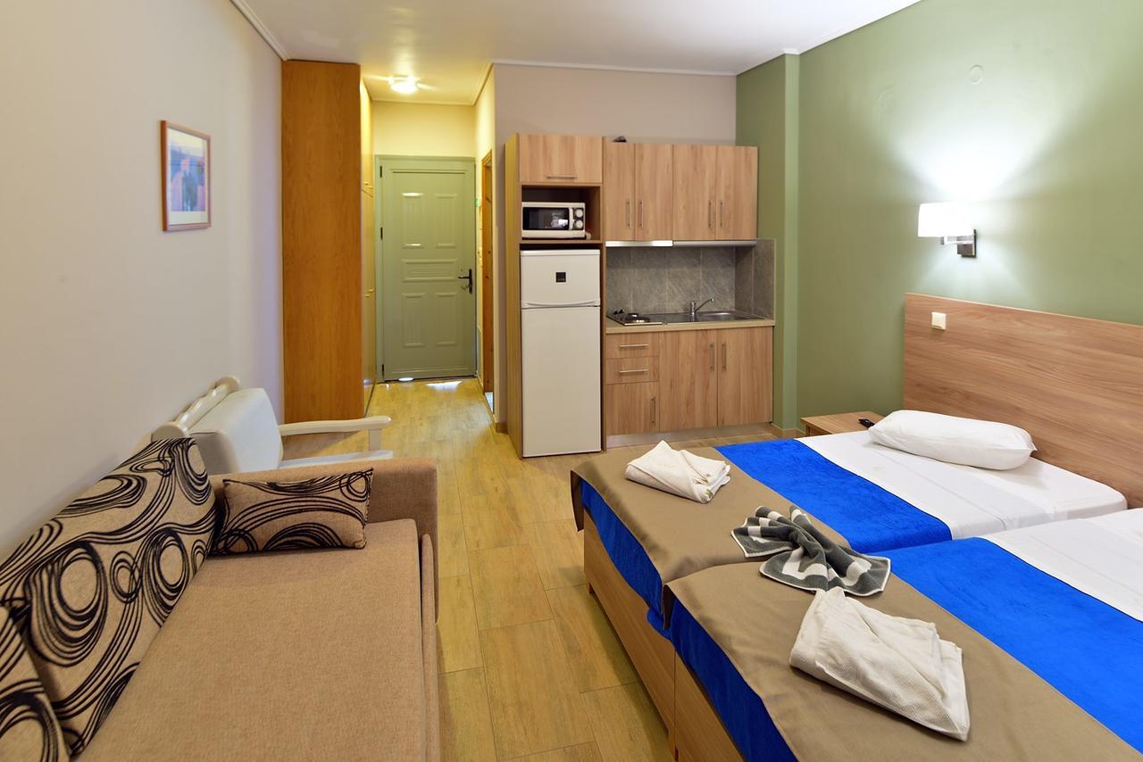 Studio with Sea View (2 Adults)