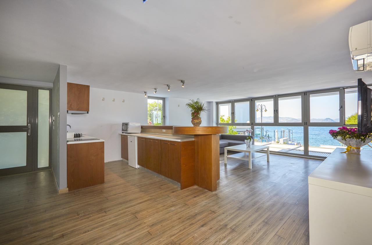 Two-Bedroom Suite with Sea View