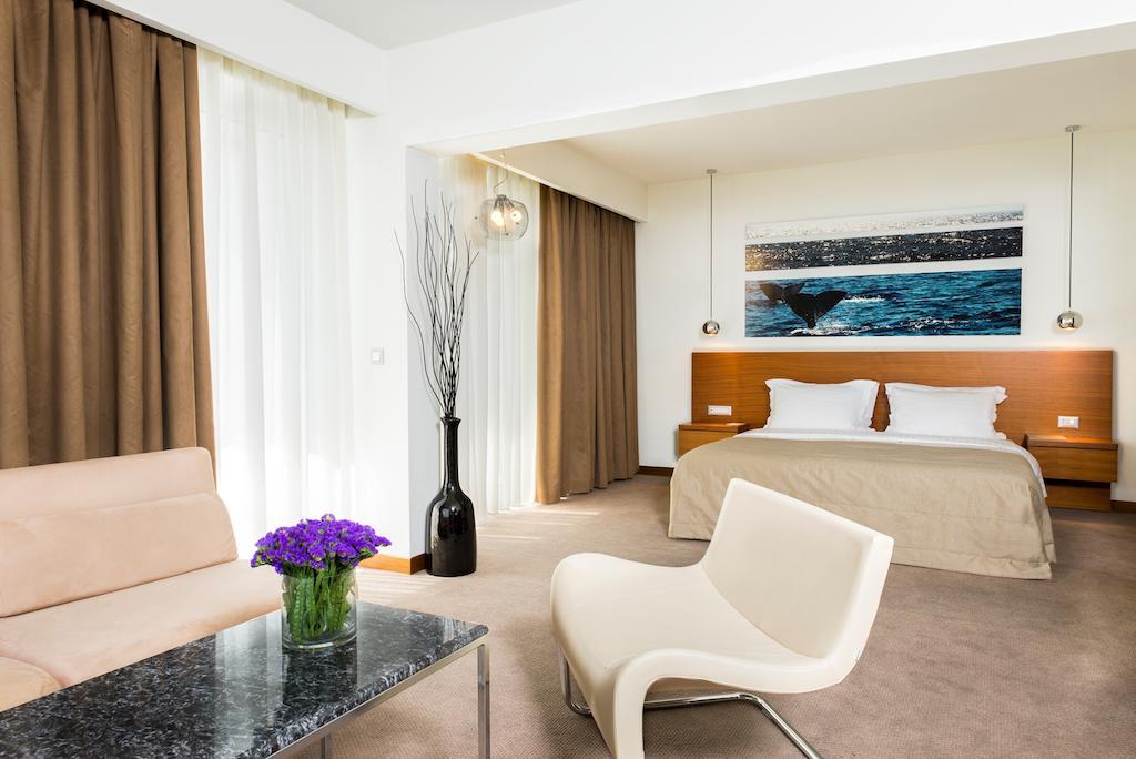 Executive Suite Sea View