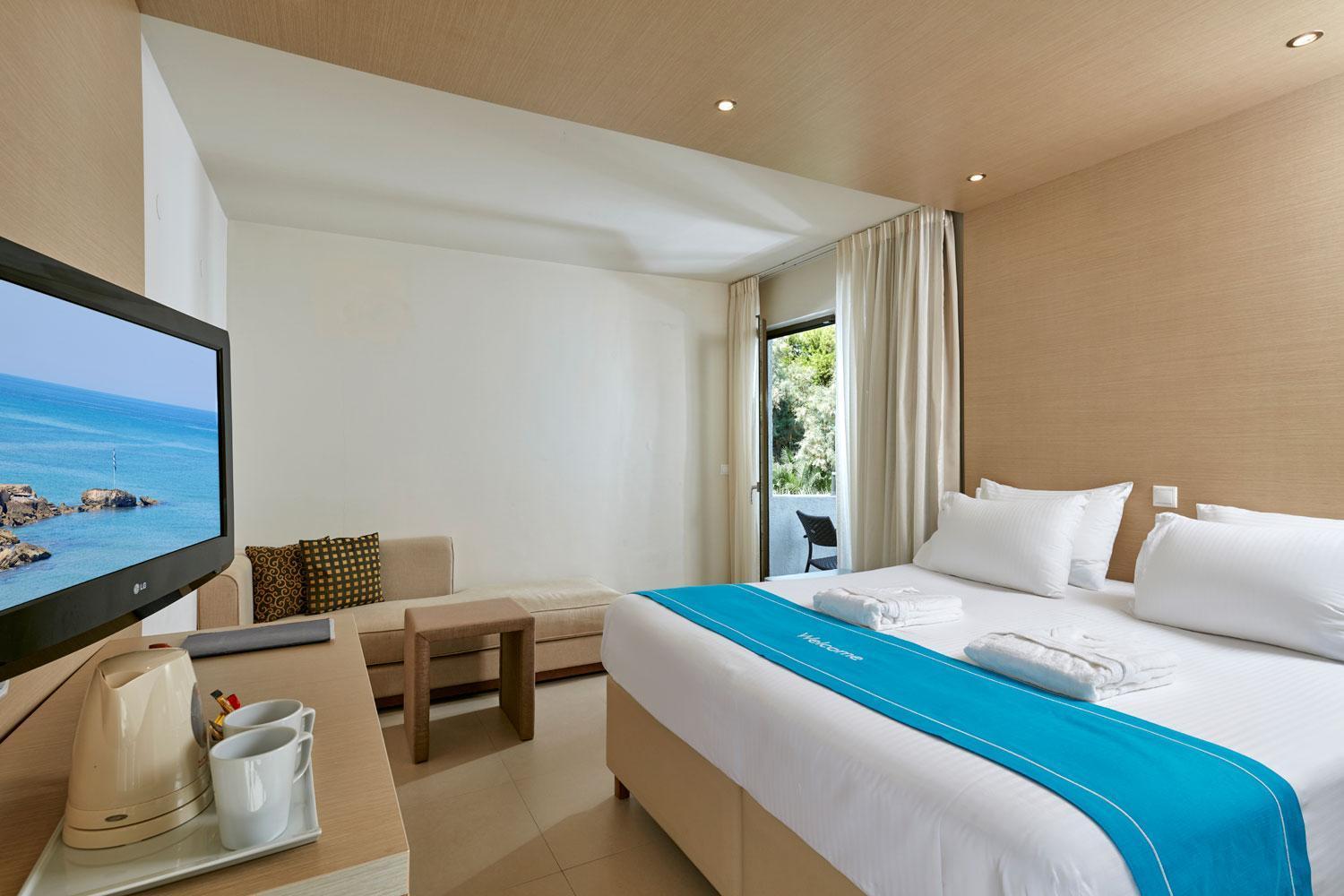 The Casual room with Private Pool