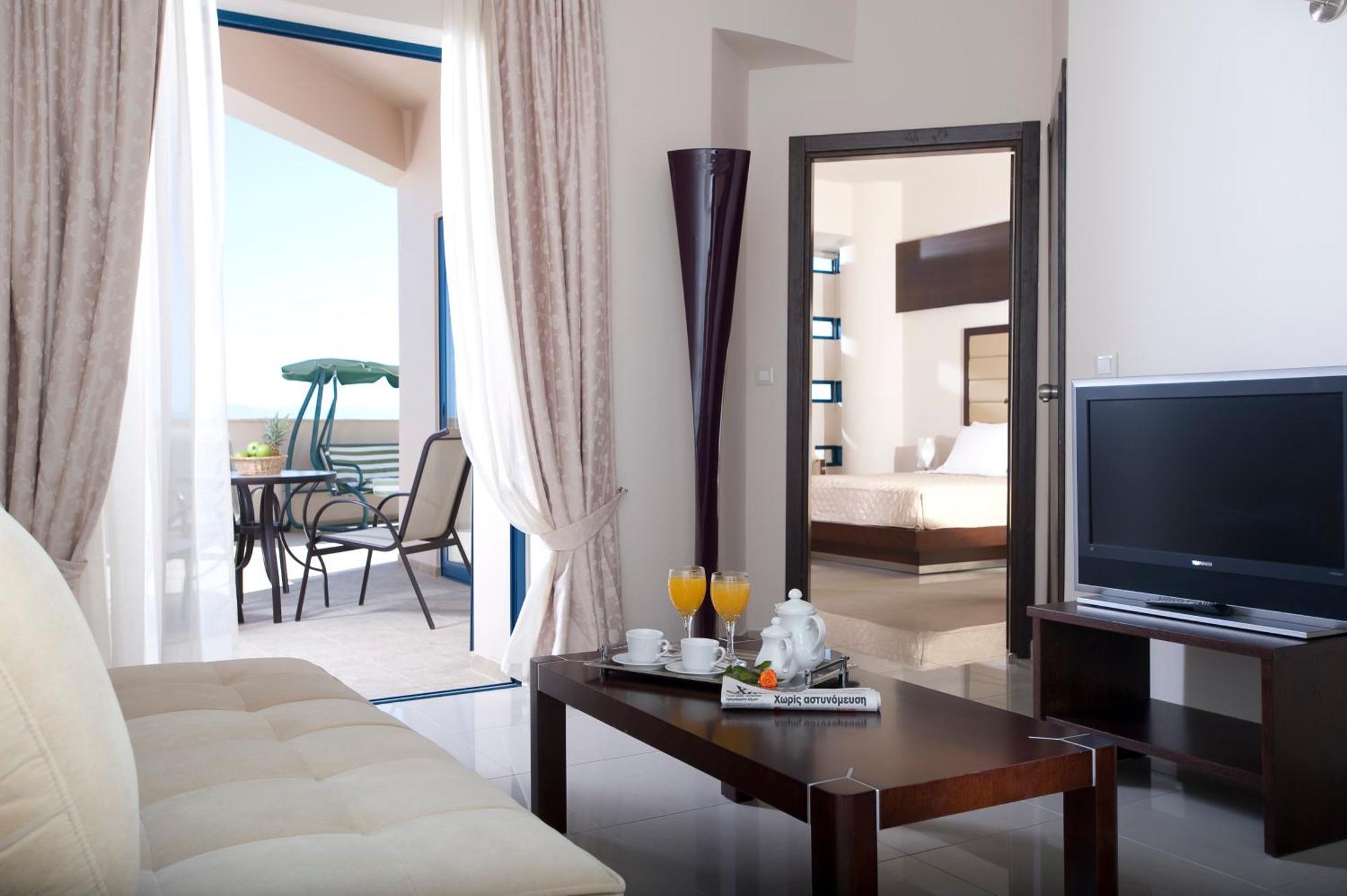 Family Room Side Sea View split level