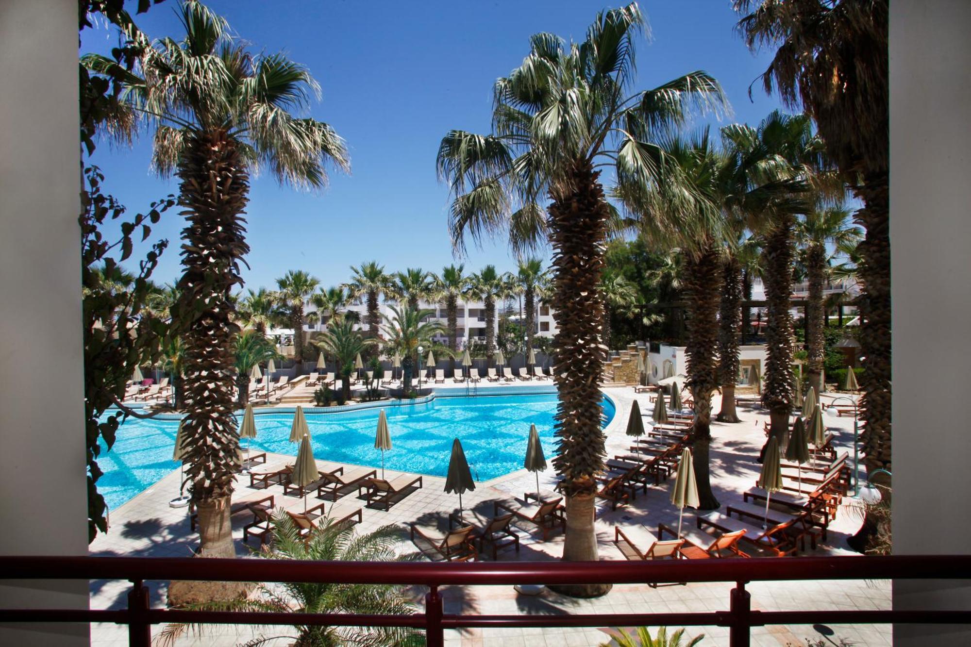 Double Room Pool View