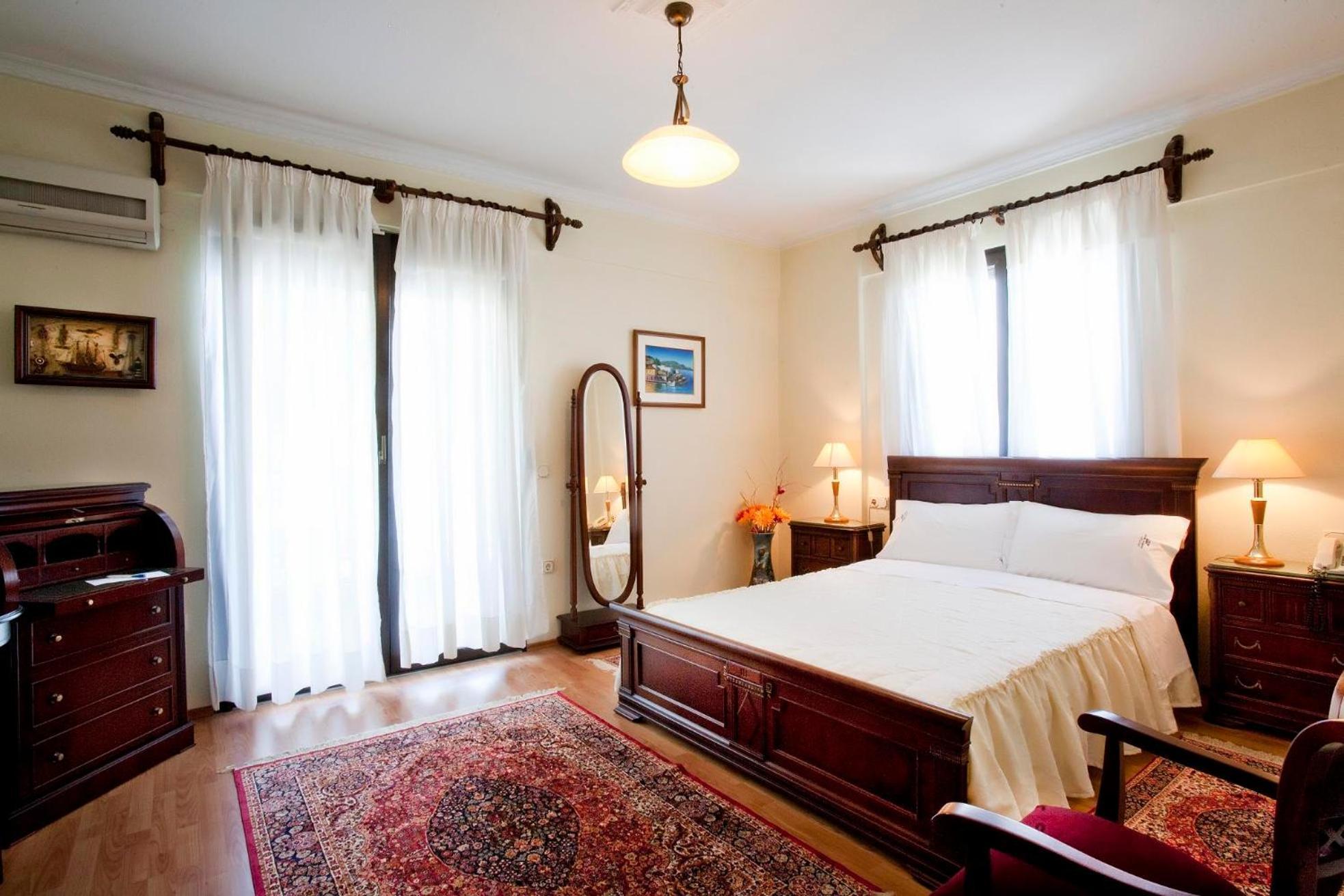 Classic Double or Twin Room Garden View