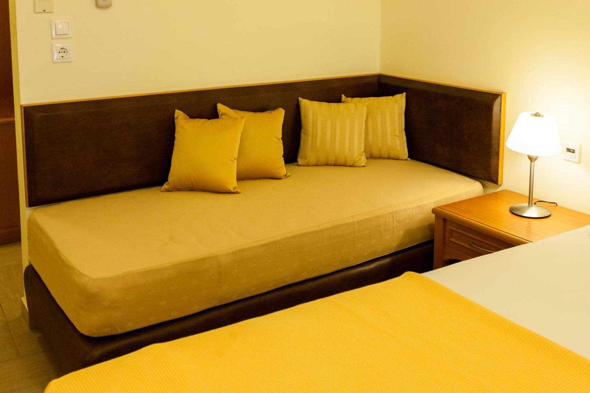 Triple Room Sea View