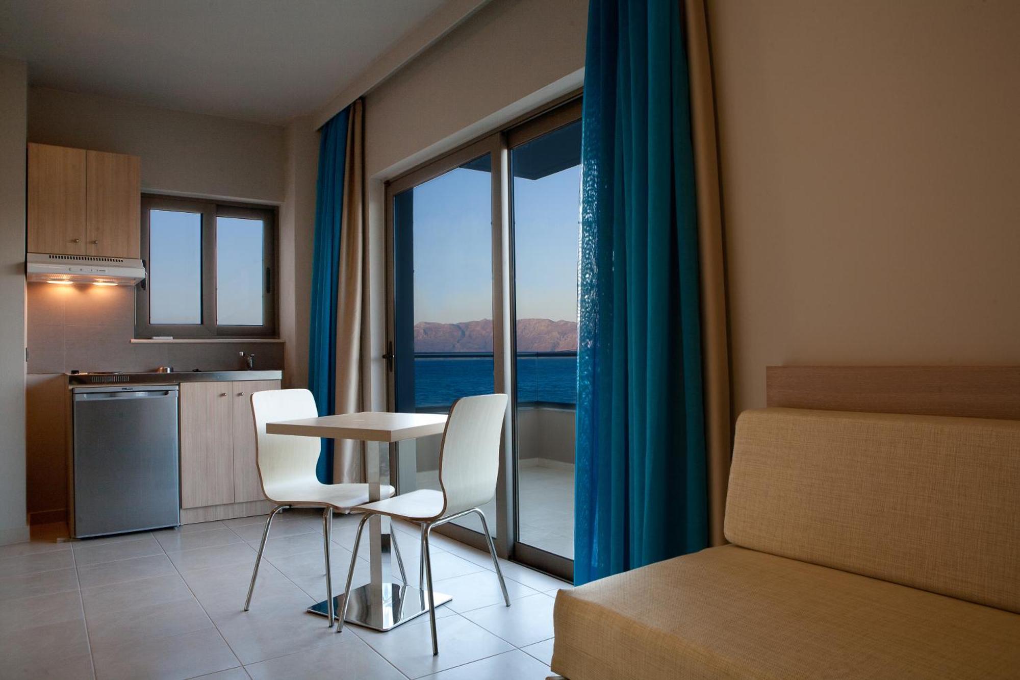 Apartment Side Sea View