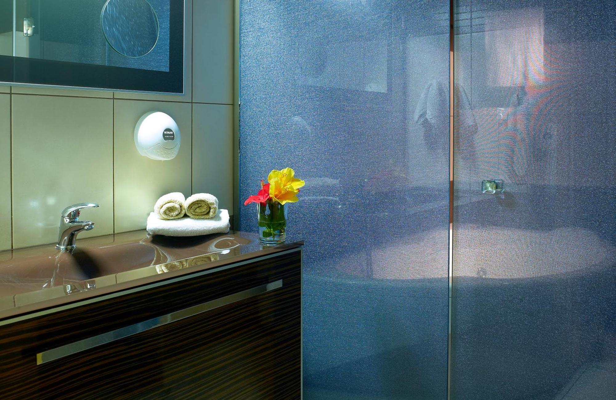 Superior One-Bedroom Suite