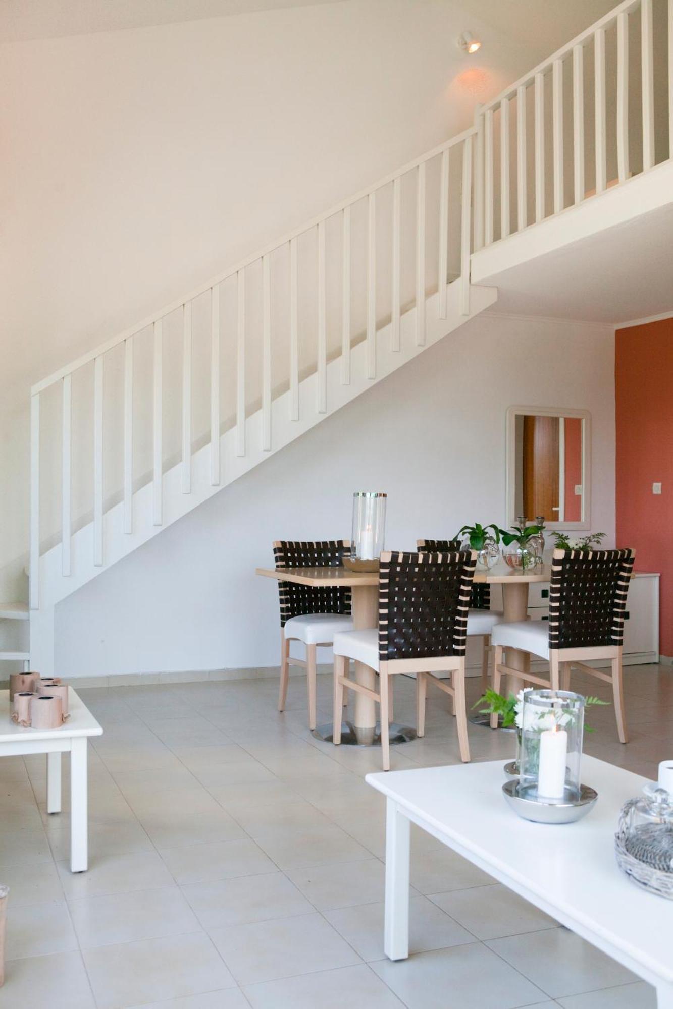Three-Bedroom Villa Garden View