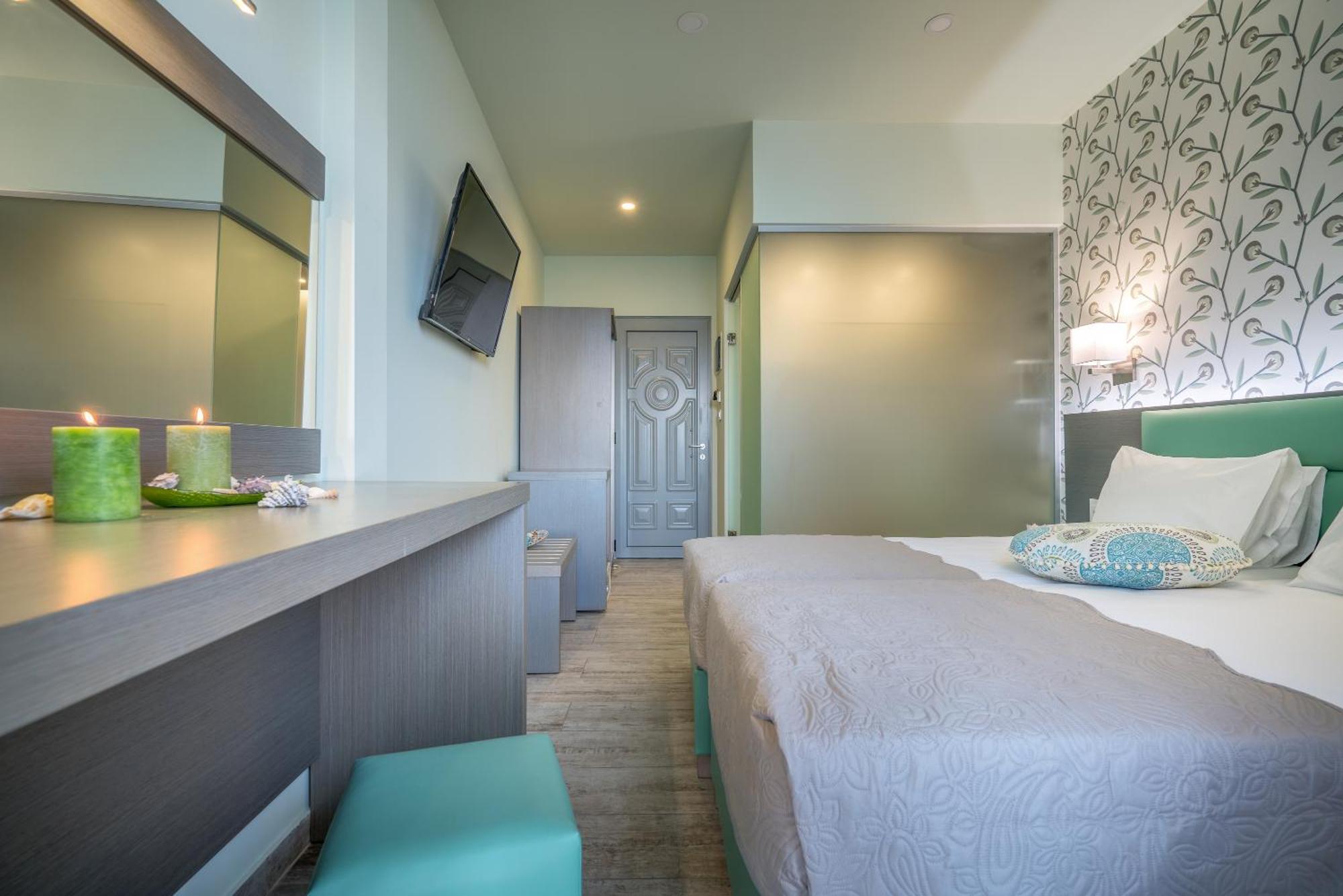 Queen Room Spa Bath