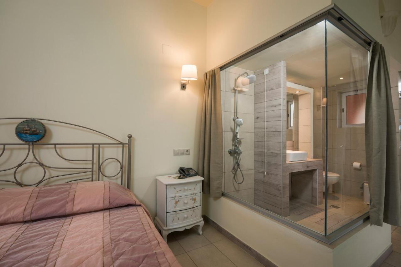 Standard Double Suite