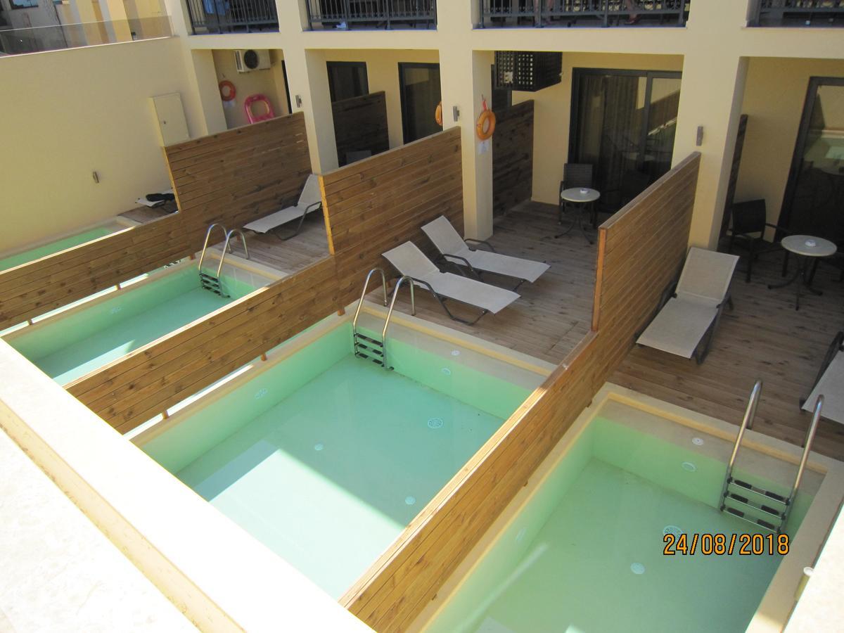 Superior Double Room Semi-Basement Private Pool