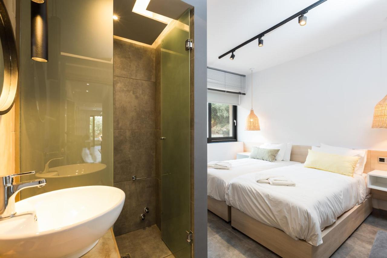 Two-Bedroom Suite Swim Up
